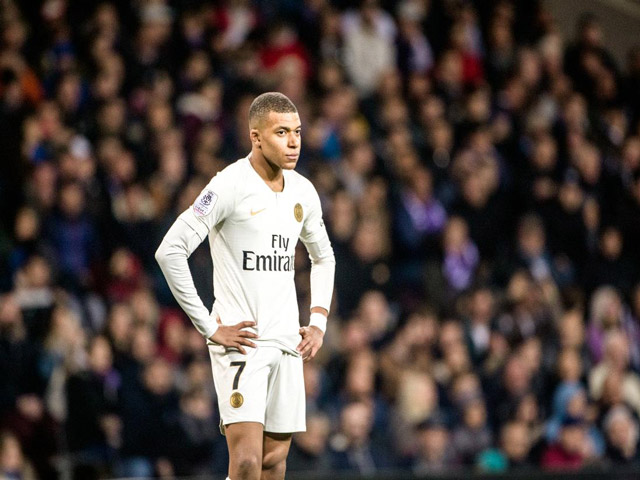 Mbappe làm loạn PSG: Học Neymar làm tiền hay quyết đào tẩu sang Real?