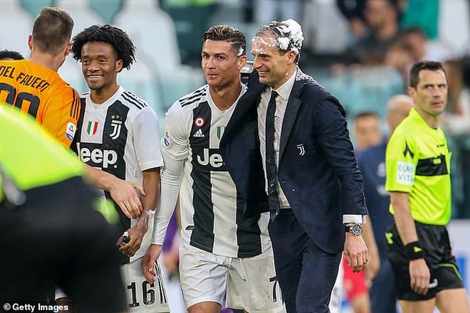 Ronaldo tỏa sáng, Juventus vô địch Serie A sớm 5 vòng: CR7 lộ tương lai - 11