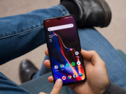 OnePlus 7 sắp đổ bộ, Galaxy S10 coi chừng