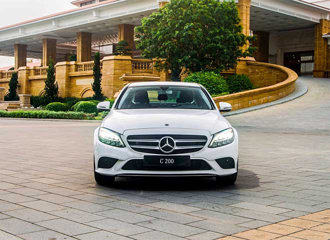 Bảng giá xe Mercedes C200, C250, C300 AMG mới nhất cùng nhiều ưu đãi khi mua xe trong tháng này - 5