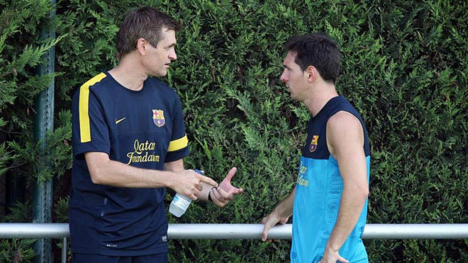 Messi muốn bỏ Barcelona: Cú &#34;bẻ lái&#34; định mệnh từ lời người thầy quá cố - 1