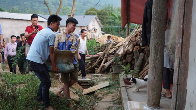 Ngắm cổ vật hàng nghìn năm tuổi tìm thấy ở Lào Cai - 2