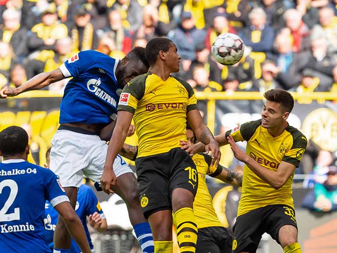 Dortmund - Schalke: Tiệc derby 6 bàn, 2 thẻ đỏ và quả penalty oan nghiệt - 1