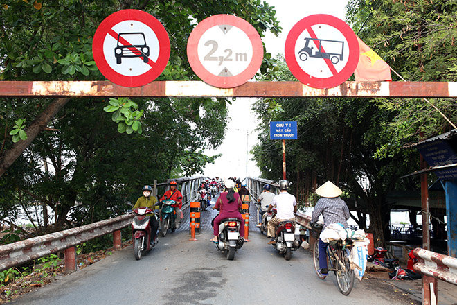 Ngắm cây cầu cấu trúc thép Eiffel hơn 100 tuổi nối đôi bờ sông Sài Gòn đang bị khai tử - 9