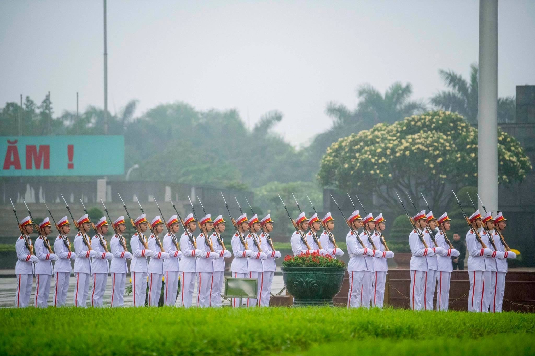 Lễ thượng cờ rủ quốc tang Đại tướng Lê Đức Anh - 3