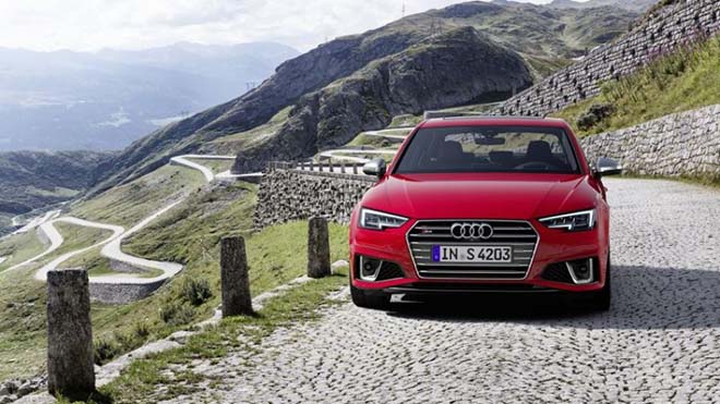 Audi S4 và S4 Avant sẽ có thêm lựa chọn động cơ dầu hybrid - 1