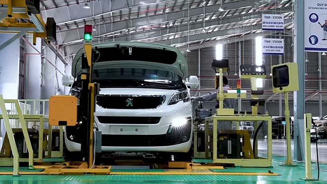 Hình ảnh nhà máy sản xuất xe du lịch mới của THACO, nơi lắp MPV Traveller - 1