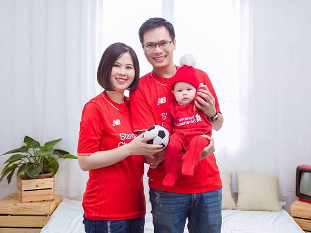 Fan Liverpool tại Việt Nam: Rưng rưng nước mắt, ăn mừng “điên cuồng”