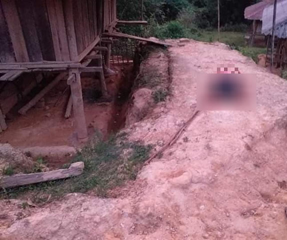 Điện Biên: Phát hiện người phụ nữ tử vong giữa đường trong tình trạng bán khỏa thân - 1