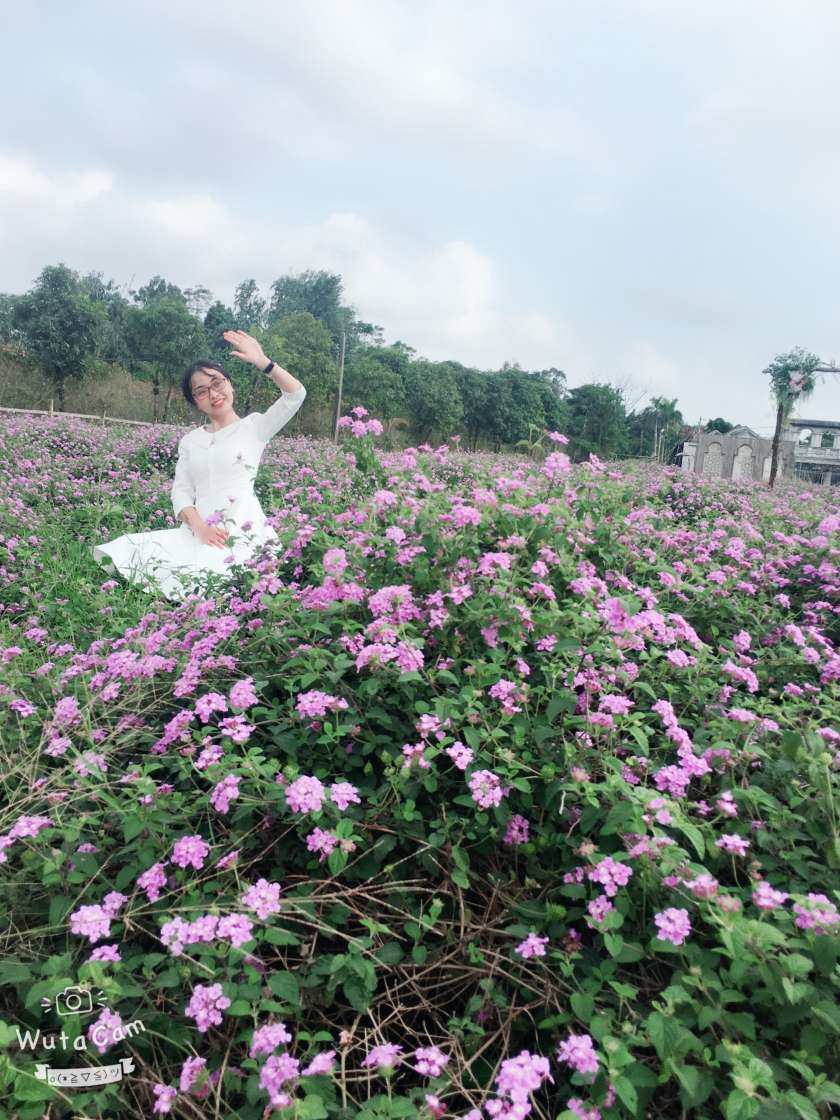 Đẹp mỗi ngày: Nữ văn phòng đẹp hơn nhờ đồng nghiệp - 3