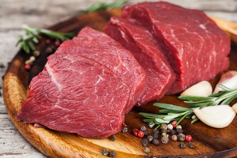 Thịt bò rất tốt nhưng tuyệt đối không nên ăn vào thời điểm này trong ngày để tránh gây hại - 1