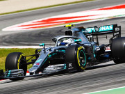 Thể thao - Đua xe F1, chạy thử Spanish GP: Nâng cấp &quot;chiến mã&quot;, Mercedes vẫn số 1