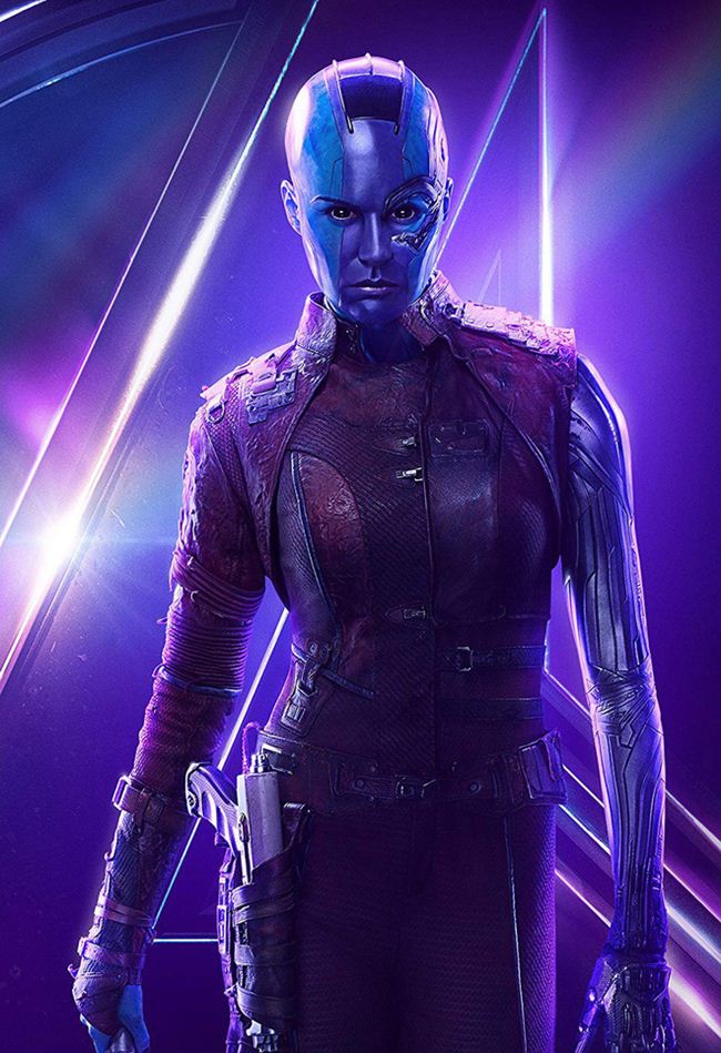 Khó tin được hình ảnh xinh đẹp của nàng diễn viên được mặc lớp áo xanh lè của nhân vật Nebula trong "Avengers: Endgame" lại là mỹ nhân đẹp thoát tục đến vậy.