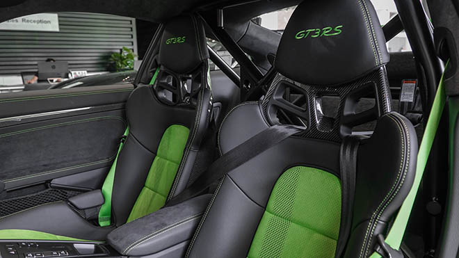 Có mặt tại Việt Nam, Porsche 911 GT3 RS 2018 bản facelift màu Lizard Green hết sức cool ngầu - 3