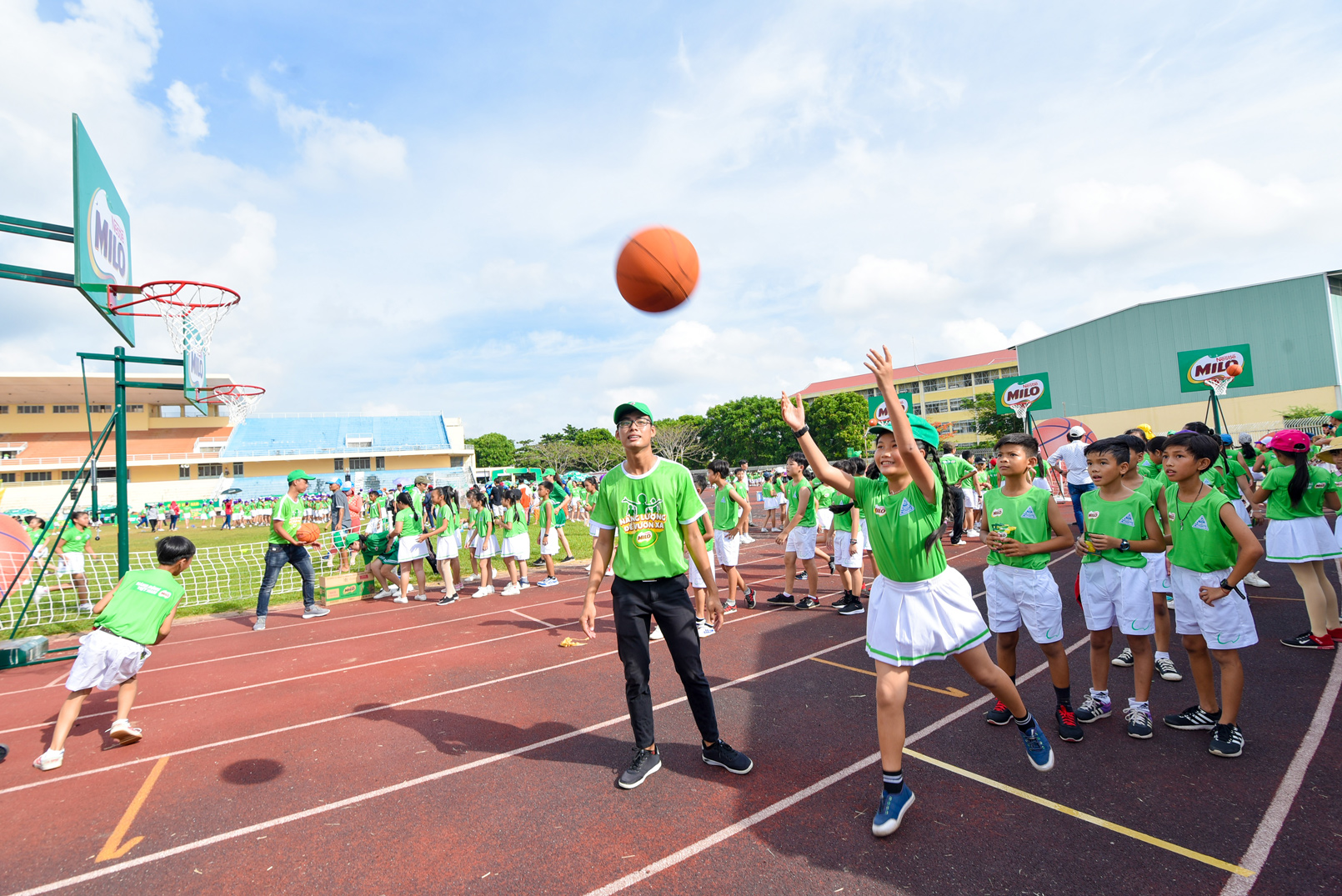 Màn đồng diễn thể dục của hơn 6000 học sinh xác lập kỷ lục Việt Nam - 7