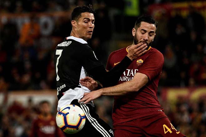 Khốn khổ Ronaldo: Thua Messi vạn dặm, Vua phá lưới Serie A cũng khó mơ - 1
