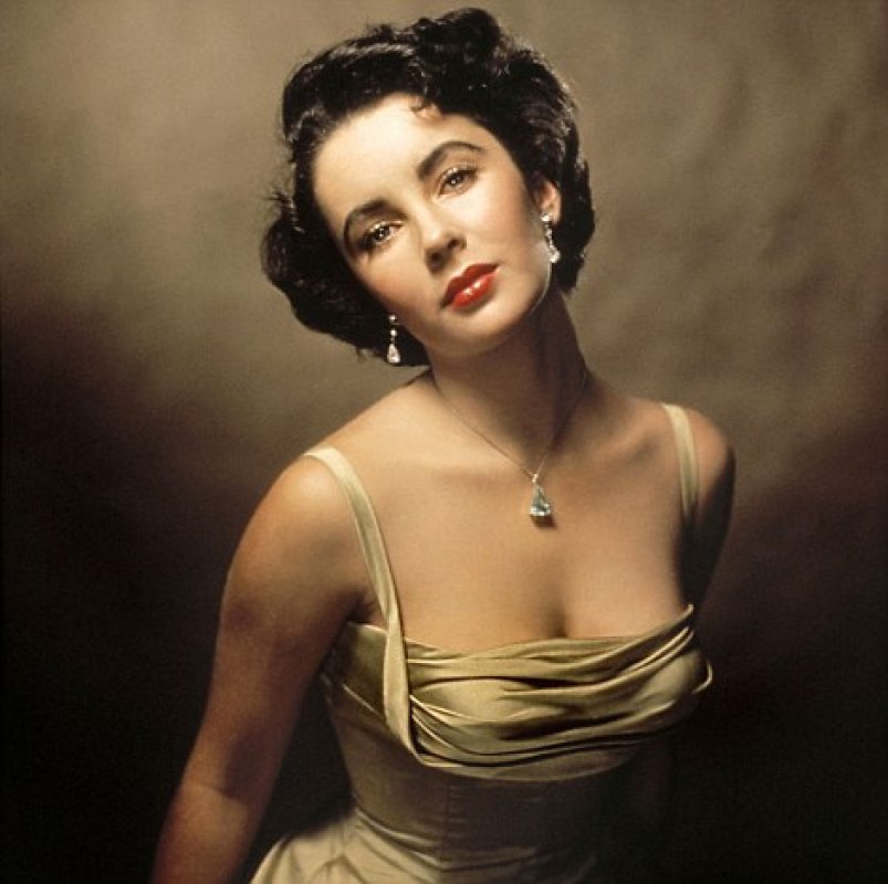 Cách giảm cân kỳ lạ của &#34;huyền thoại mắt tím&#34; Elizabeth Taylor - 6