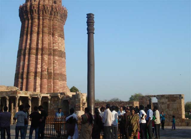 Cây cột sắt bí ẩn nhất Ấn Độ, tồn tại hàng ngàn năm mà không có dấu hiệu rỉ sét - 1
