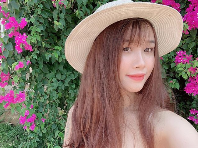 Trên Instagram, Trang Nhung từng nhắn nhủ đến Văn Toàn rằng: "Tớ nguyện dùng cả thanh xuân để thiệt thòi vì cậu". 
