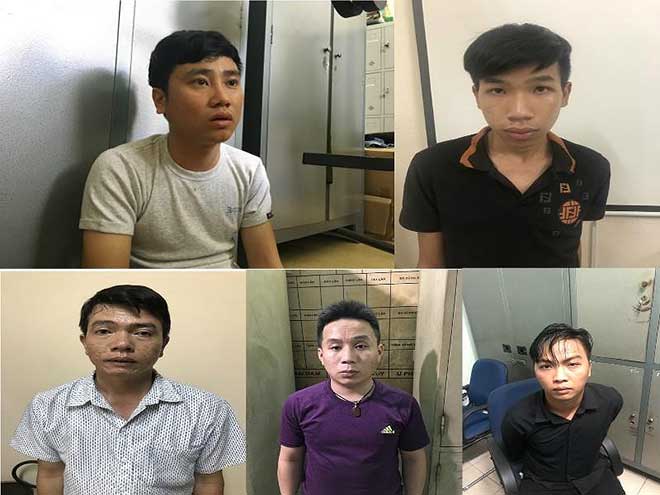 &#34;Tú ông&#34; đưa hơn 100 cô gái vào cà phê ôm, kích dục - 2