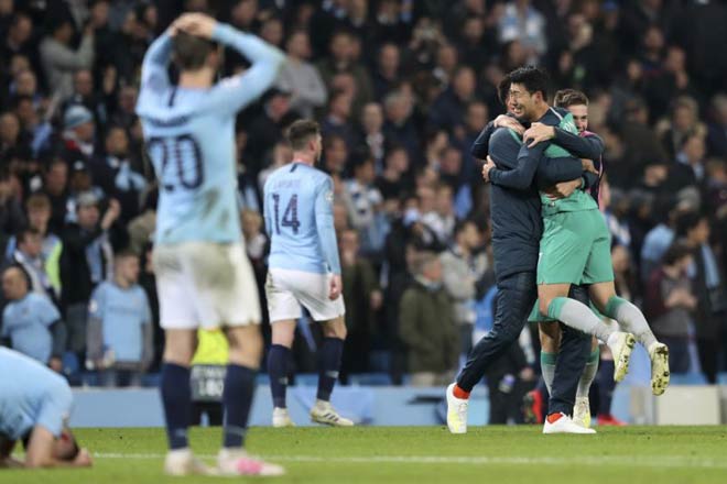 Man City của Pep “ăn ba” quốc nội: Vĩ đại hay chỉ là “PSG phiên bản Anh”? - 2