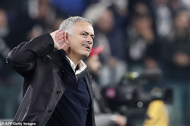 &#34;Bom tấn&#34; HLV sắp nổ: Mourinho úp mở về Juventus, Ronaldo chờ mở tiệc - 2