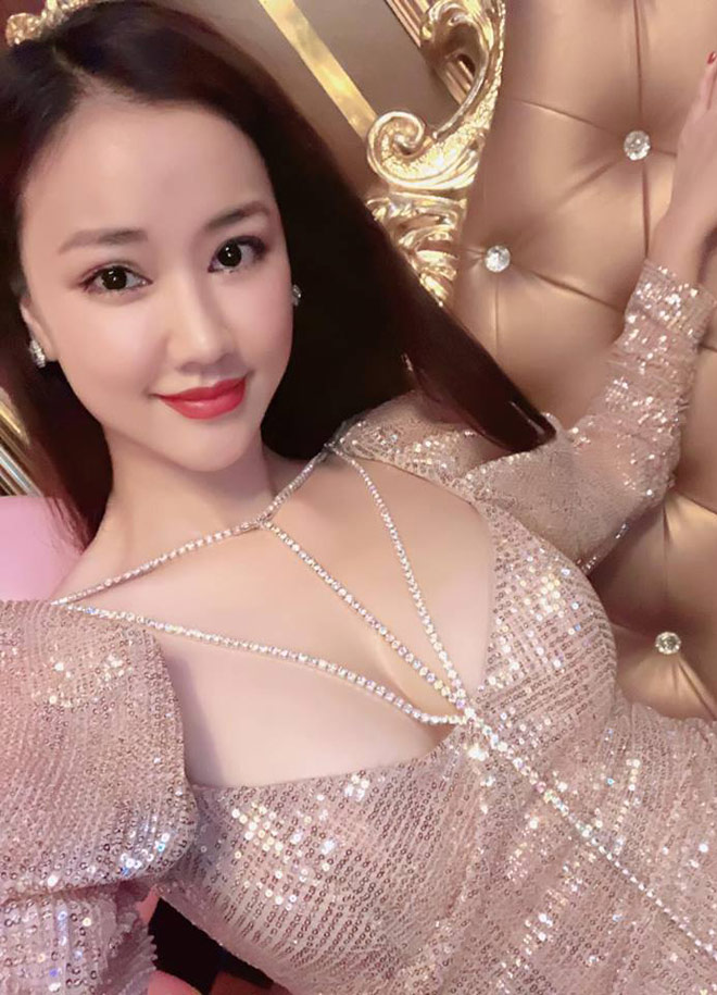 Mỹ nhân phim 18+ &#34;Vợ ba&#34; khác hoàn toàn sau sửa mặt, nâng ngực - 10