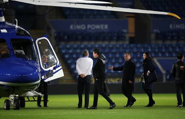 Ông Vichai qua đời trong vụ tai nạn máy bay trực thăng rơi sau khi vừa xem trận đấu có đội bóng Leicester City thi đấu.