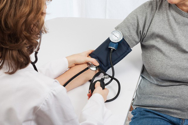 Giảm cân cho người bị huyết áp cao bằng phương pháp nào là tốt? - 1