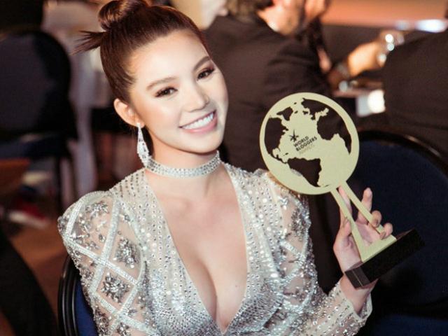Hoa hậu Jolie Nguyễn diện váy đính 10.000 viên pha lê, khoe ngực sexy tại Cannes