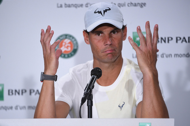 Roland Garros 2019 khai cuộc: Djokovic &#34;gặp nạn&#34;, Federer nói điều bất ngờ - 1