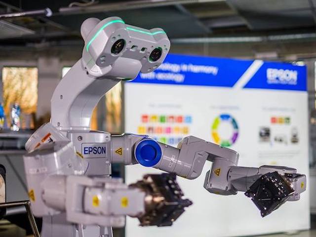 Robot và trí tuệ nhân tạo đang thay đổi tương lai của các nhà máy