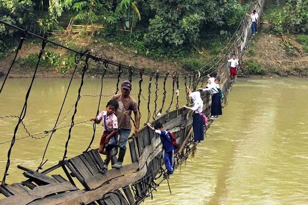 Nhìn những ngôi trường này để thấy thời đi học của chúng ta vẫn quá sung sướng - 9