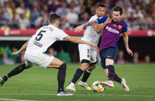 Barcelona - Valencia: Messi nổ súng & bi kịch của &#34;Nhà vua&#34; - 1