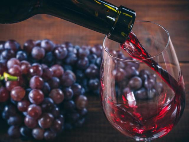 Phát hiện ”thần dược” trị cao huyết áp trong rượu vang đỏ