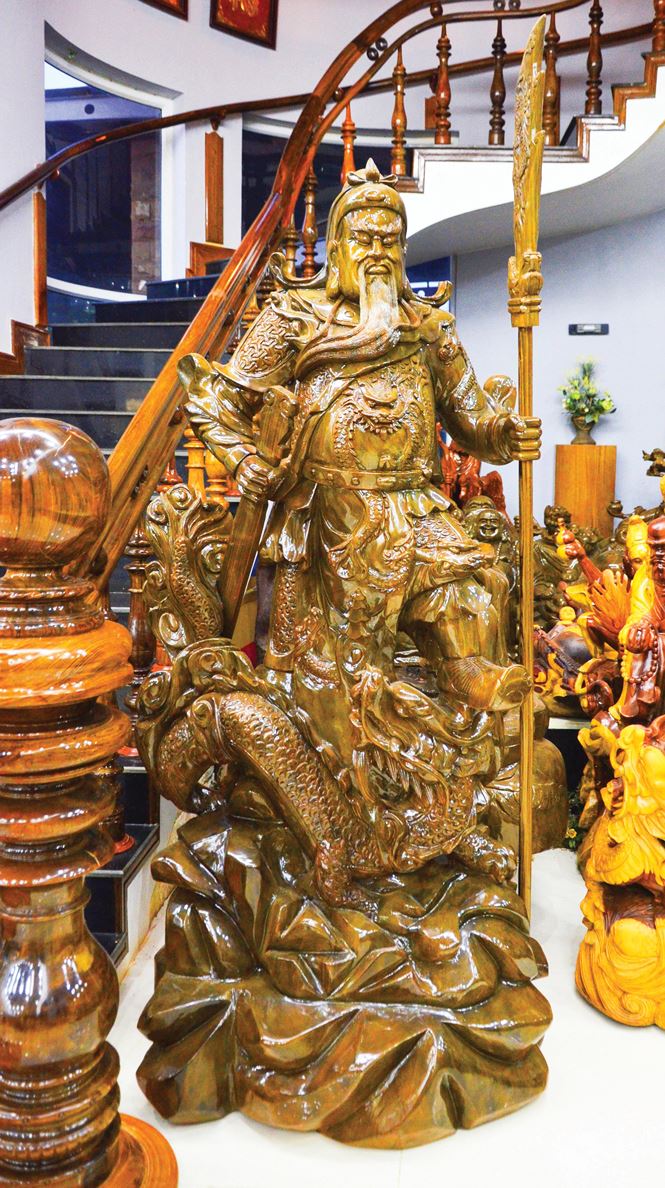 Vén màn bí ẩn Thủy tùng - 2