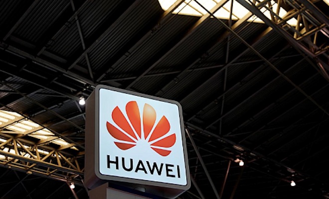 “Chia tay” Huawei, doanh thu của Google hao hụt ra sao? - 1