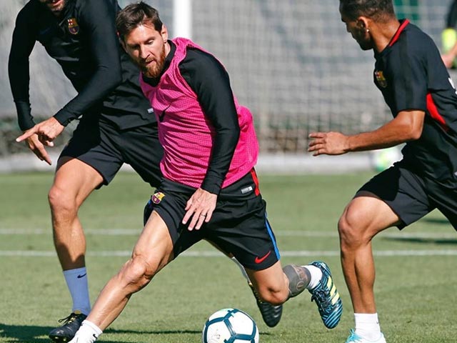 Những khoảnh khắc thiên tài của Lionel Messi trên sân tập