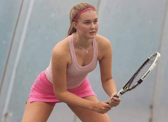 Xuất hiện “nữ thần” tennis 17 tuổi 1m85 đẹp như hoa hậu: Tiếc nuối Roland Garros - 1