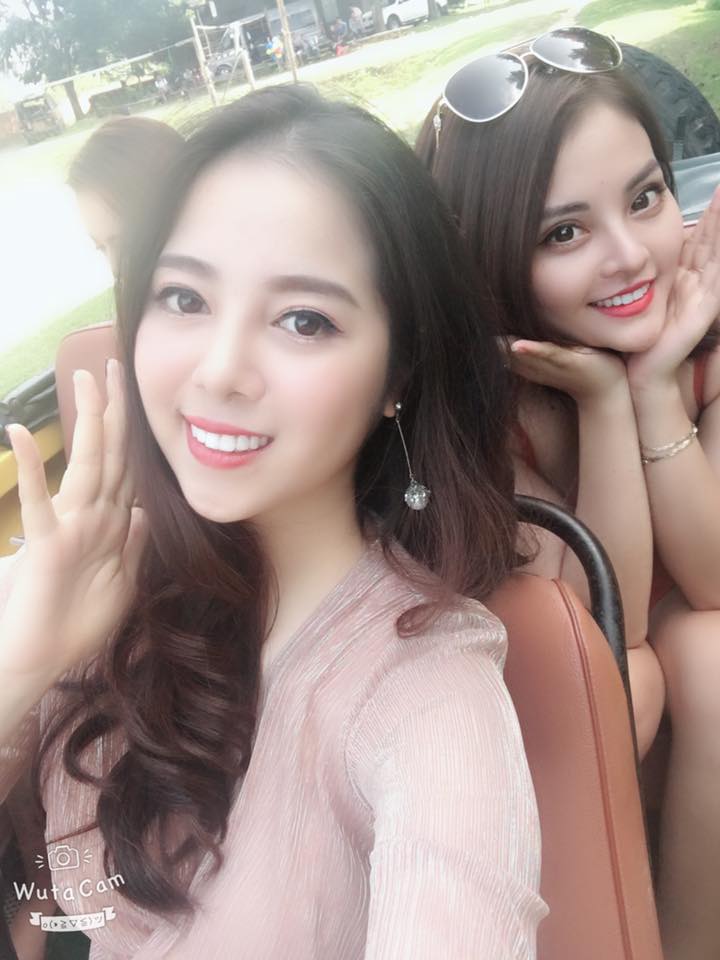 Cuộc sống của dàn hot girl Việt gây tranh cãi vì cảnh &#34;nhạy cảm&#34; trên phim hài - 2