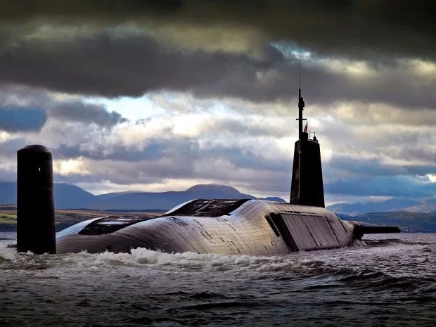 Anh: Phát hiện sốc trên tàu ngầm chứa 16 đầu đạn hạt nhân - 1