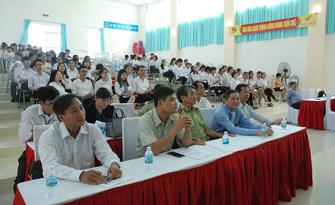 Diageo Việt Nam tập huấn nâng cao nghiệp vụ nhà hàng khách sạn cho sinh viên - 1