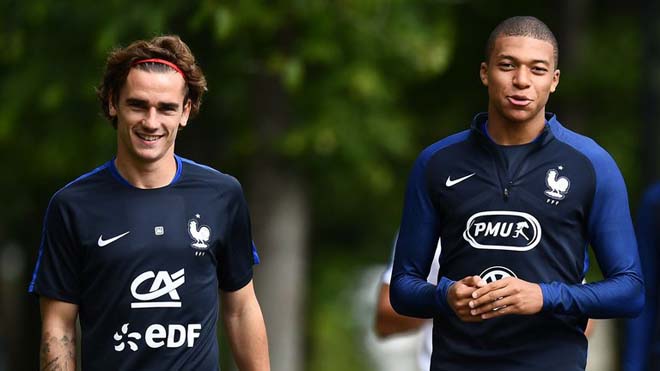 PSG chơi chiêu đổi &#34;bom tấn&#34; Neymar - Griezmann, MU chưng hửng - 2