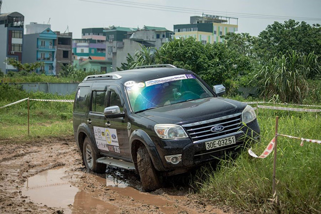 Ấn tượng buổi Off-road đầu tiên của CLB Ford Everest Team+ tại Hà Nội - 3