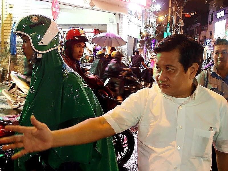 Ông Đoàn Ngọc Hải thôi làm Phó chủ tịch UBND quận 1 - 2