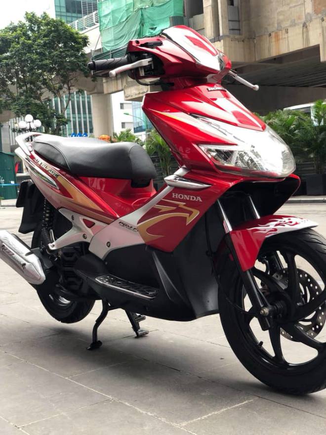 Honda Air Blade biển ngũ quý 1 “hét” giá gần 120 triệu đồng - 4