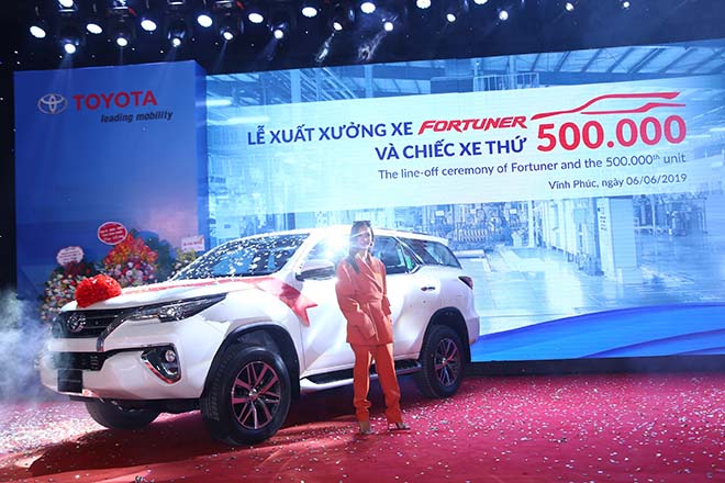 Toyota Việt Nam giới thiệu Fortuner 2019 hoàn toàn mới và giá bán cho từng phiên bản - 6