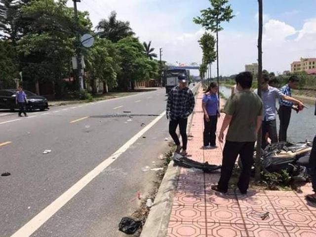 Ô tô chở Viện trưởng VKSND ”rơi mất” biển số sau khi gây tai nạn