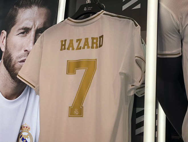 “Bom tấn” Hazard đến Real: Zidane xếp thay Ronaldo hay chiếm chỗ Bale? - 4