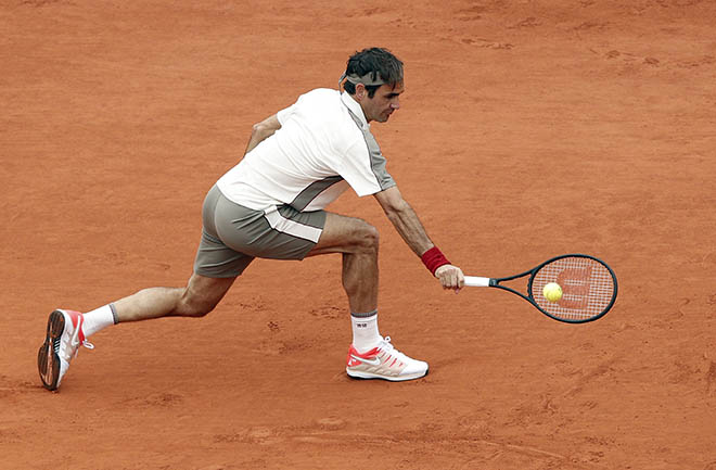 Federer đấu Nadal ở Roland Garros: Đại chiến trong mơ vỡ òa xúc cảm - 1